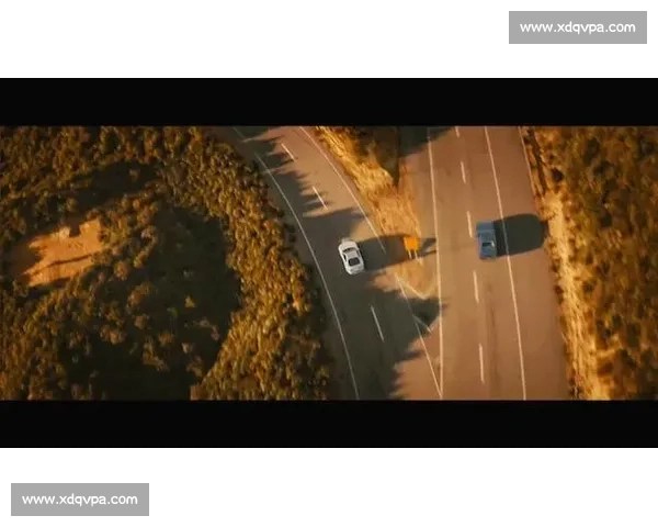 《极速狂飙挑战极限与速度激情并存的超燃赛车之旅》